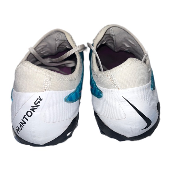 Nike Phantom GC Pro FG soccer cleats - Picture 2 of 5